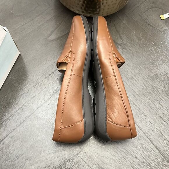 Naturalizer Kacy Banana Bread Leather Slip-On Loafer - Picture 7 of 12